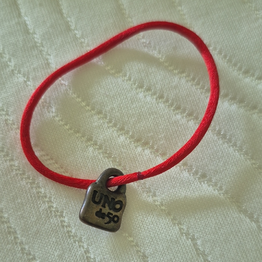 UNO de 50 Red Cord Bracelet with Charm
